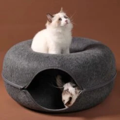 Merkloos A.K.A. Kattentunnel En Kattenmand In-1 – Kattenspeelgoed Speeltunnel Kattenhuis – Kattenhol Rond Kattenspeeltjes - Cat Cave Donut - Antraciet Vilt -Winkel Voor Kattenbenodigdheden 1200x1195 21