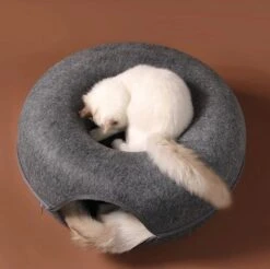 Merkloos A.K.A. Kattentunnel En Kattenmand In-1 – Kattenspeelgoed Speeltunnel Kattenhuis – Kattenhol Rond Kattenspeeltjes - Cat Cave Donut - Antraciet Vilt -Winkel Voor Kattenbenodigdheden 1200x1196 11
