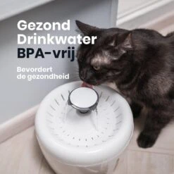 TrevoPet® Drinkfontein Kat - Waterfontein Kat - Kattenfontein - Fluisterstil - Drinkfontein - Drinkbak Kat - 2.5 Liter - Inclusief Filter - Wit -Winkel Voor Kattenbenodigdheden 1200x1200 333