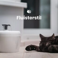 TrevoPet® Drinkfontein Kat - Waterfontein Kat - Kattenfontein - Fluisterstil - Drinkfontein - Drinkbak Kat - 2.5 Liter - Inclusief Filter - Wit -Winkel Voor Kattenbenodigdheden 1200x1200 334