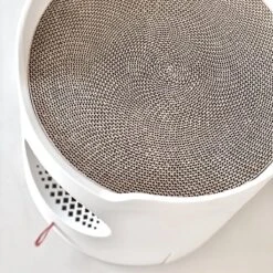 A Sunny Day Kattenbak Met Lade, Bedje En Krabplank - Inclusief Schepje - Design Kattenbak - Wit - Dichte Kattenbak - Kattenbak Gesloten 35 A Sunny Day Kattenbak Met Lade, Bedje En Krabplank - Inclusief Schepje - Design Kattenbak - Wit - Dichte Kattenbak - Kattenbak Gesloten -Winkel Voor Kattenbenodigdheden 1200x1200 874