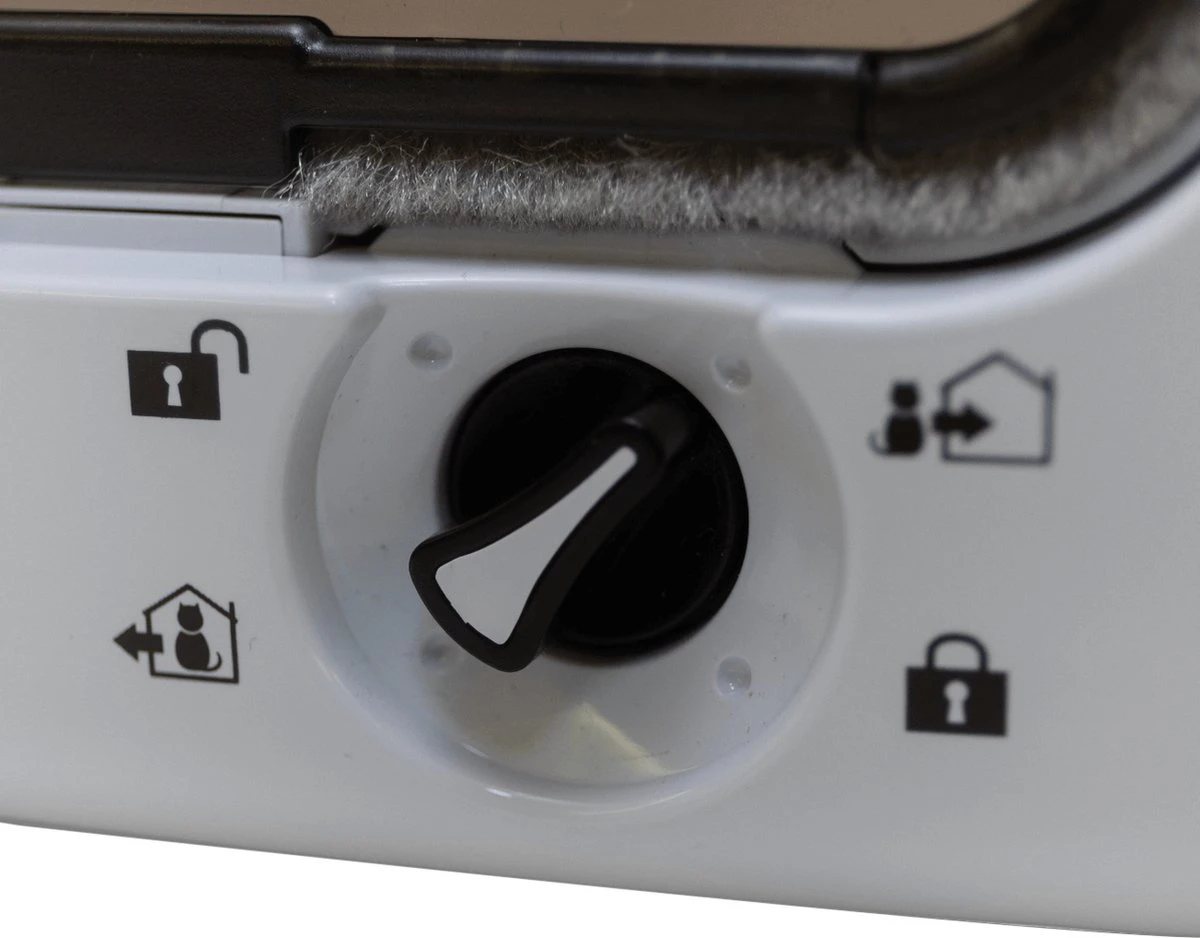 Cat Mate Kattendeur Microchip 360 Wit 5 Cat Mate Kattendeur Microchip 360 Wit - Afbeelding 3