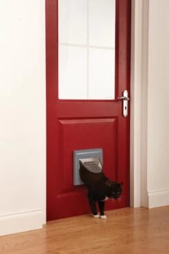 PetSafe Staywell Classic Manual 4-Way Locking Cat Flap - Grijs W/tunnel 7 PetSafe Staywell Classic Manual 4-Way Locking Cat Flap - Grijs W/tunnel -Winkel Voor Kattenbenodigdheden 800x1200 4